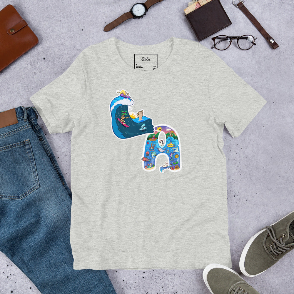 Gift-ready t-shirt for fans of California beach days, featuring a hand-drawn west coast surf design