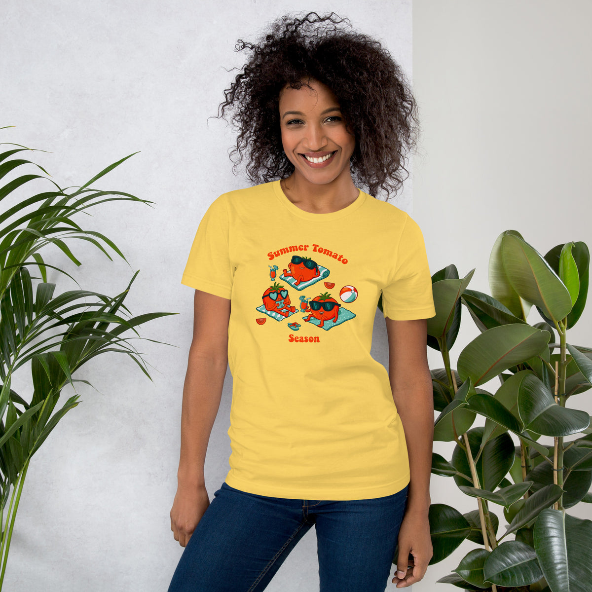 Original illustrated tomato t-shirt from Danvillage Art Lab for foodie gifting