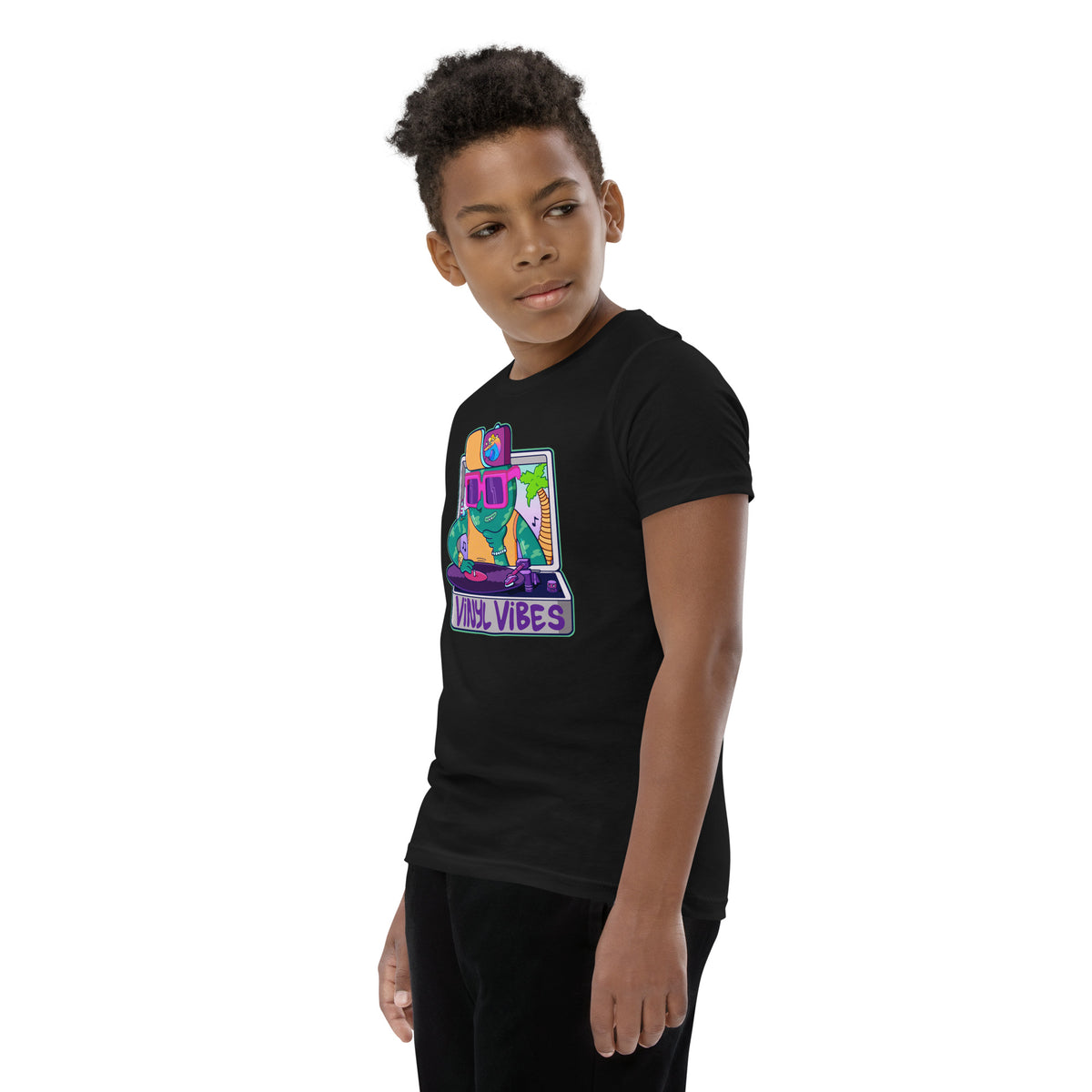 Original illustrated youth t-shirt for budding vinyl collectors by Santa Barbara illustrator Daniel Sulzberg
